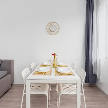 Apartament Miodowy Dom Kołobrzeg